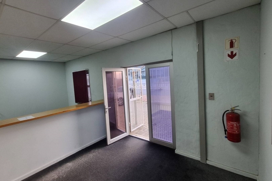 To Let commercial Property for Rent in North End Eastern Cape